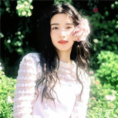 有点意思的院子里院季